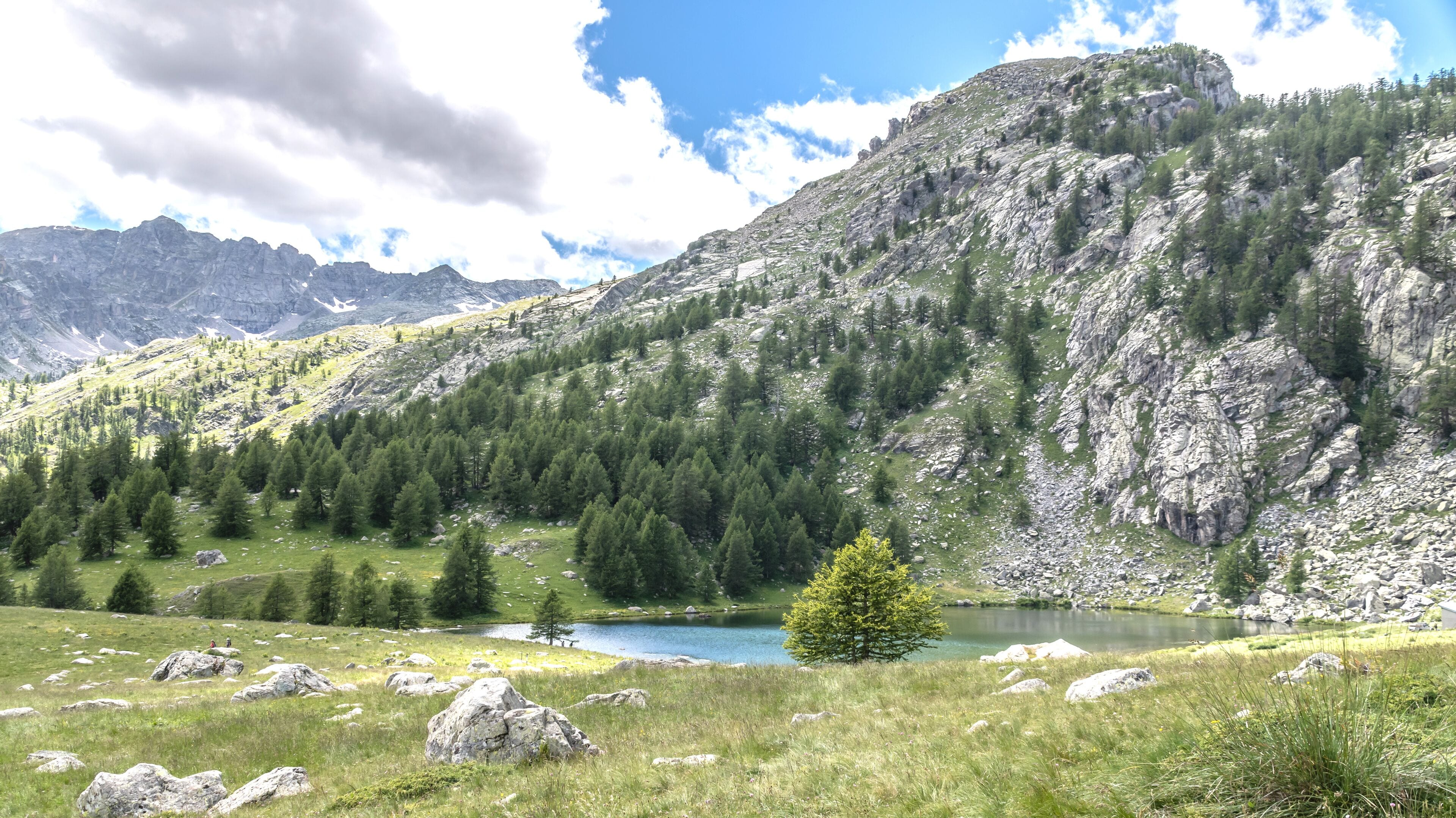 Paysage de montagne des Alpes dans le Parc du Mercantour - Alps mountain landscape in the Mercantour Park