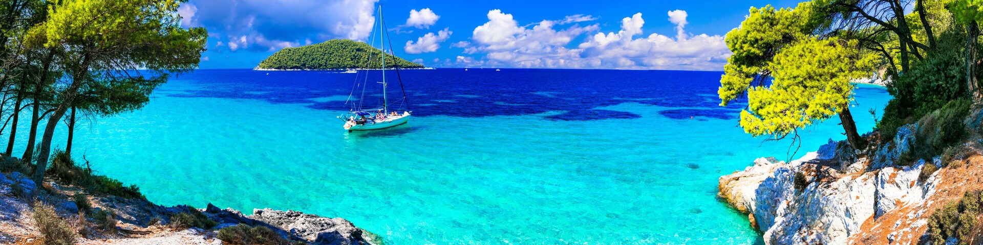 Best beaches of Skopelos island - beautiful Limnonari with amazing bay. Sporades islands of Greece