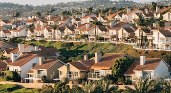 เฮอร์โมซา วิลเลจ