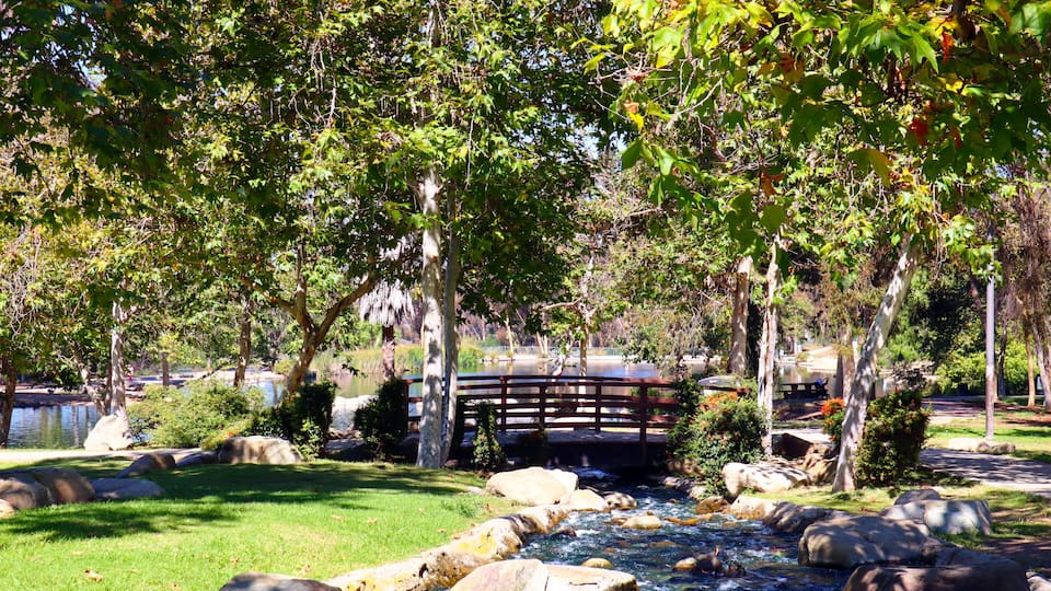Los Angeles, California: Kenneth Hahn State Recreation Area, a State Park unit of California in the Baldwin Hills Mountains of Los Angeles
