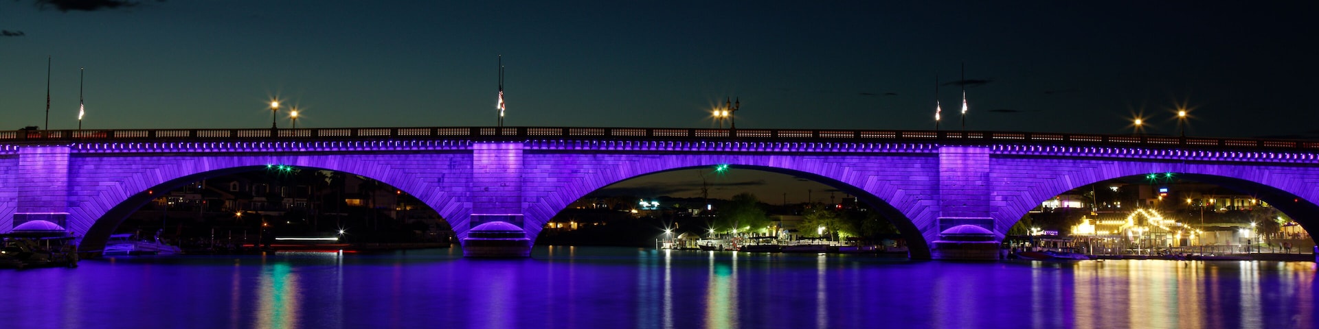 London Bridge at night in Lake Havasu Arizona