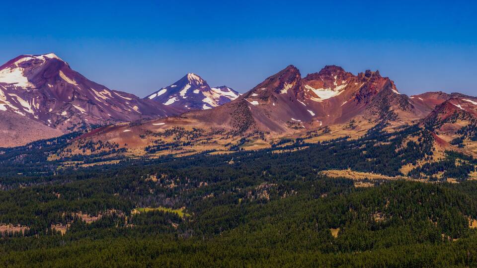 Three Sisters WIlderness Panorama - Bend Oregon - Mountains