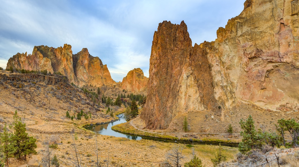 Sunrise at Smith Rock State Park in Oregon USA