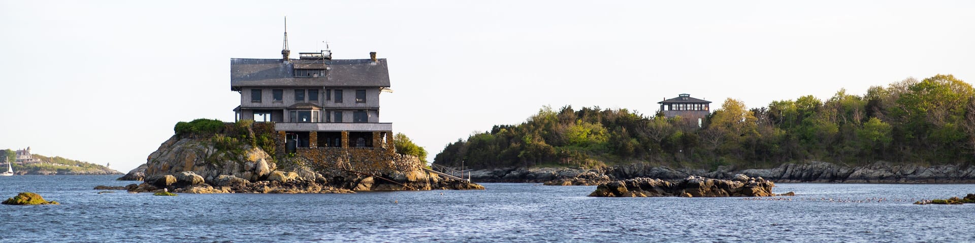 Clingstone house in Narragansett Bay, near Jamestown, Rhode Island