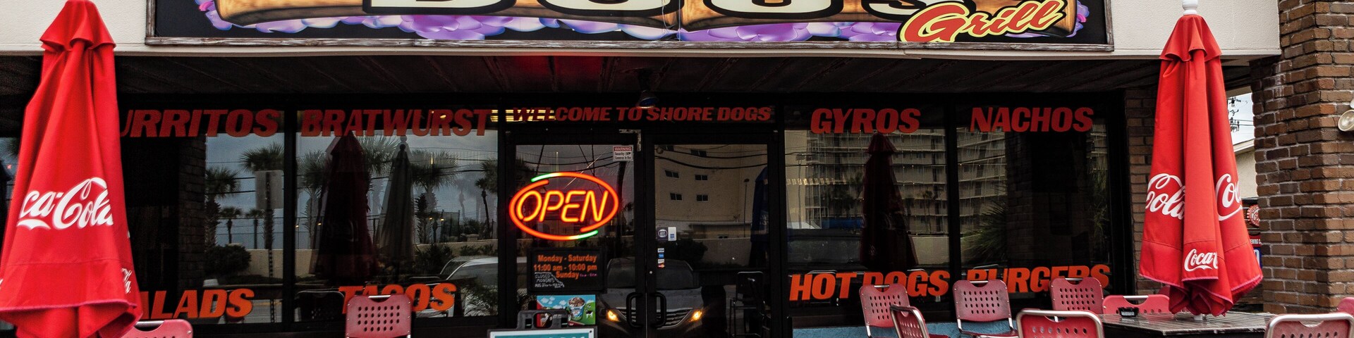 Great hot dogs and burgers!