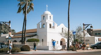 Downtown Scottsdale featuring a church or cathedral