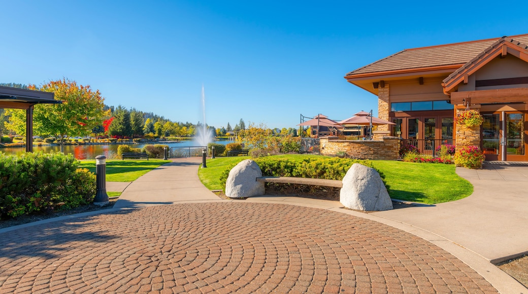 A waterfront cafe restaurant along the small lake with water feature at the Riverstone development district in the downtown Coeur d'Alene area.