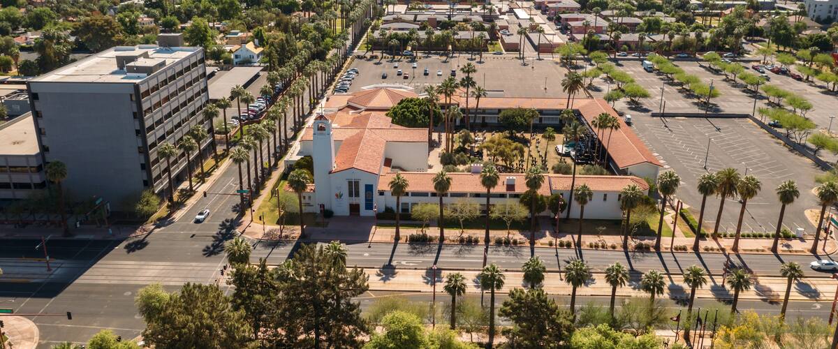 Aerial View Of Central United Methodist Church With Traffic In Foreground In Phoenix, Arizona