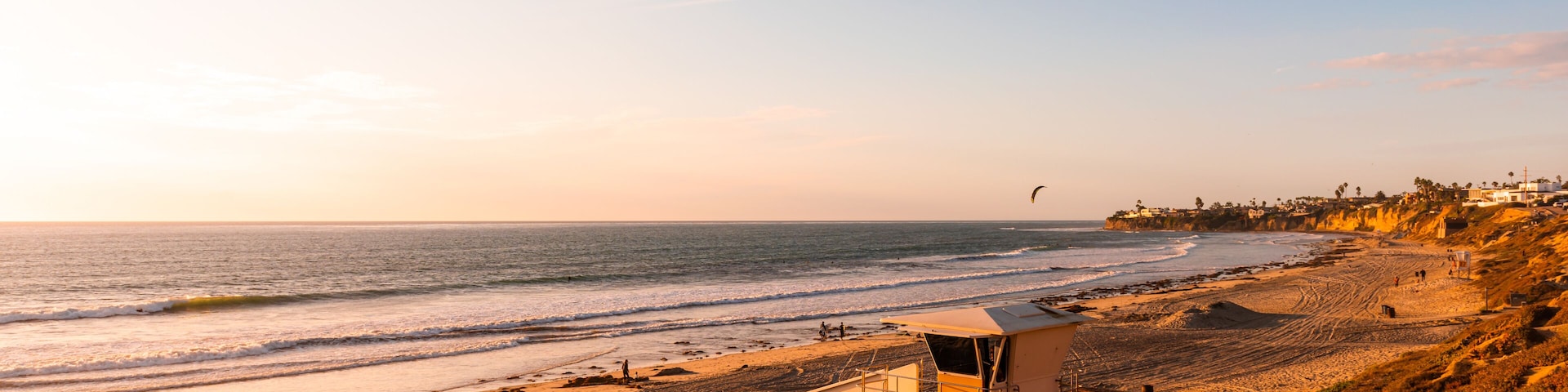 Sunset view at San Diego Beach, Pacific Beach, California