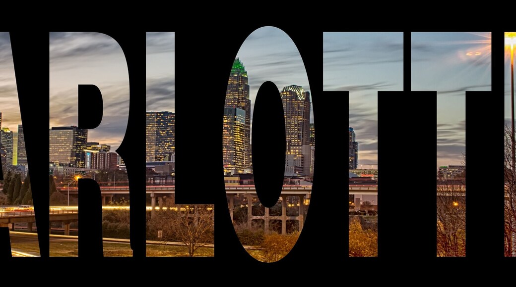 skyline of charlotte city on north carolina