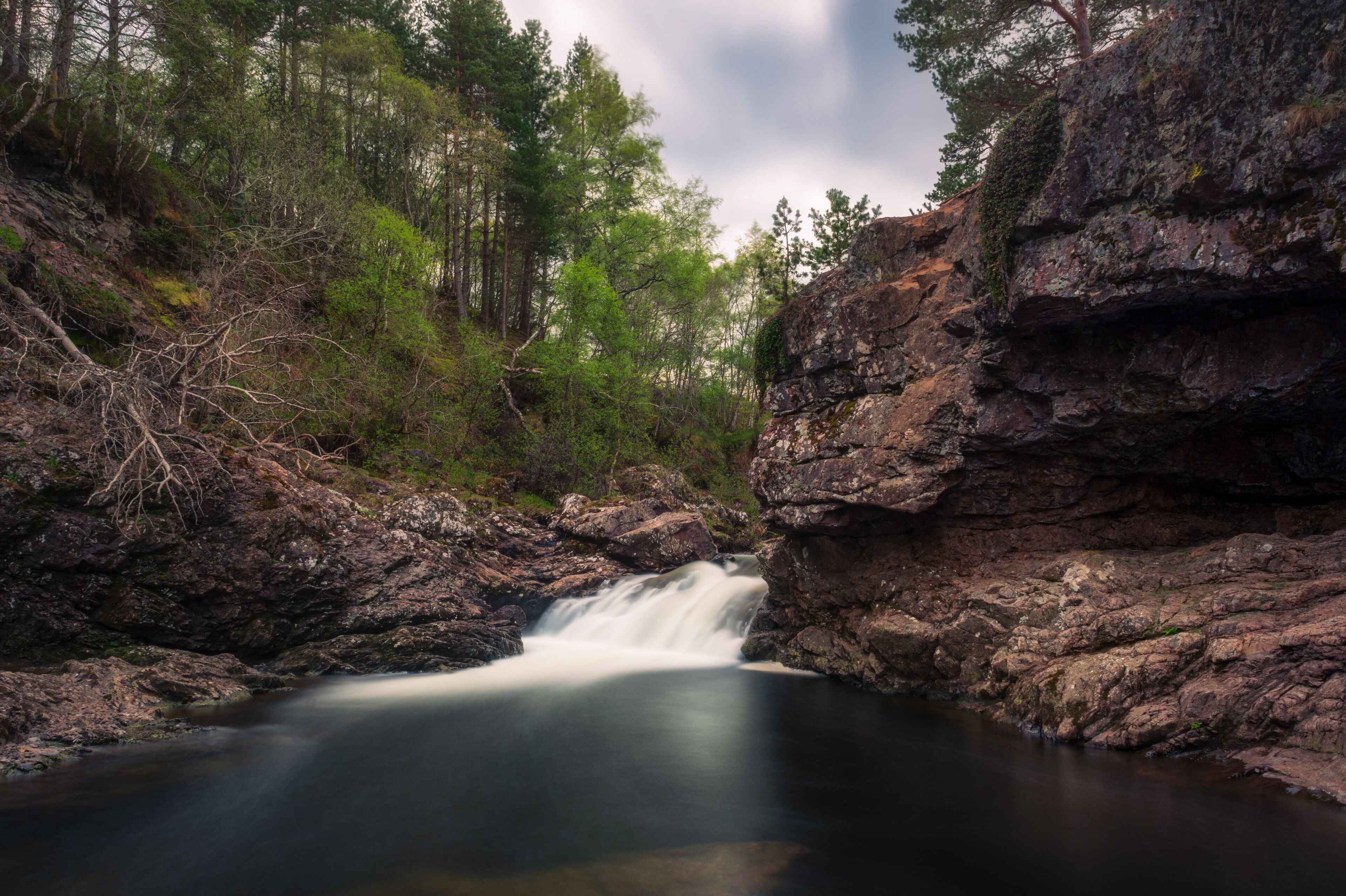 Slow moving water over the falls