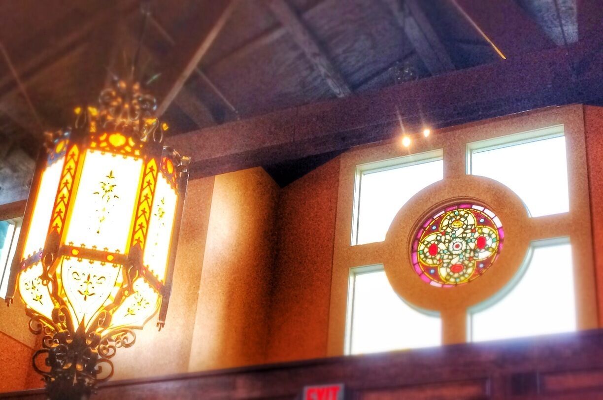 One of my all-time favorite restaurants that I've been going to for many years. I love that every location has a trolley car that you can actually dine in, beautiful stained glass windows and lighting as well as gorgeous antique furniture and woodwork. 
The Old Spaghetti Factory is also one of the few places that offer a complete meal...soup/salad, great bread, main meal, dessert and drink (and inexpensive). My favorite plate is the Potpourri spaghetti that has four different sauces...marinara, meat sauce, clam sauce and mizithira  cheese. 