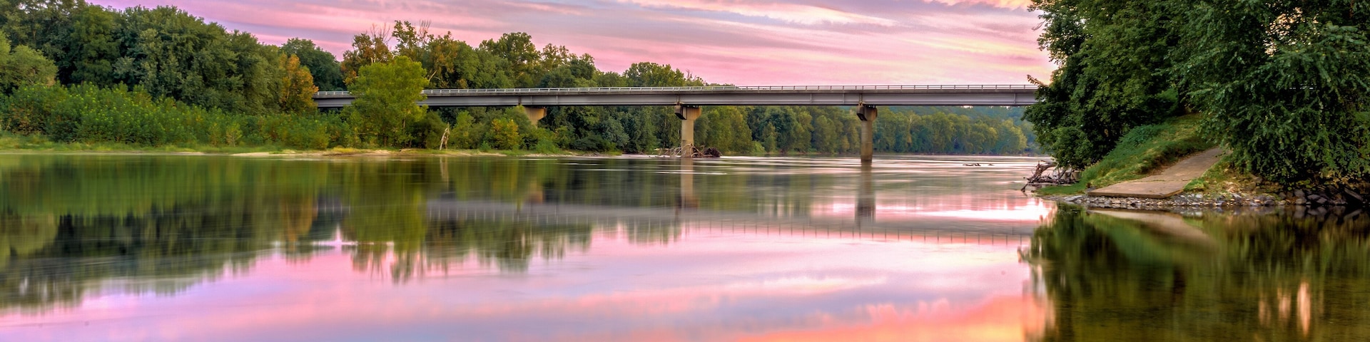 HDR sunset on the James River