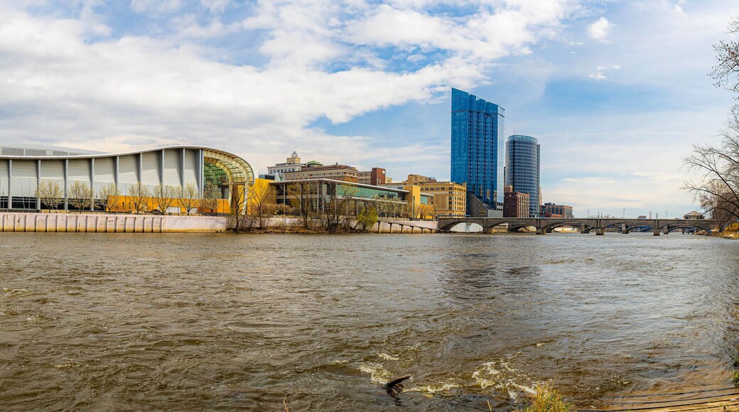 อีสต์ เบลท์ไลน์