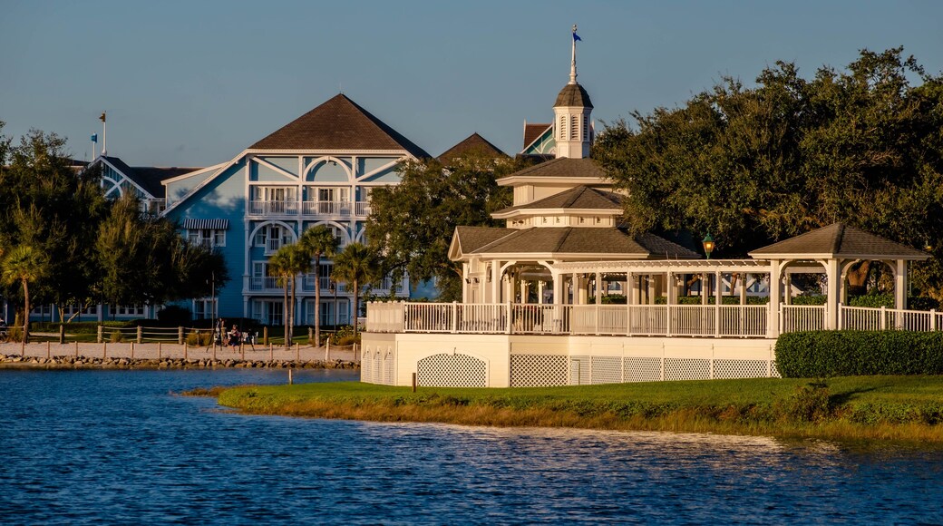 Lovely victorian ride on dockside at Lake Buena Vista area 1.