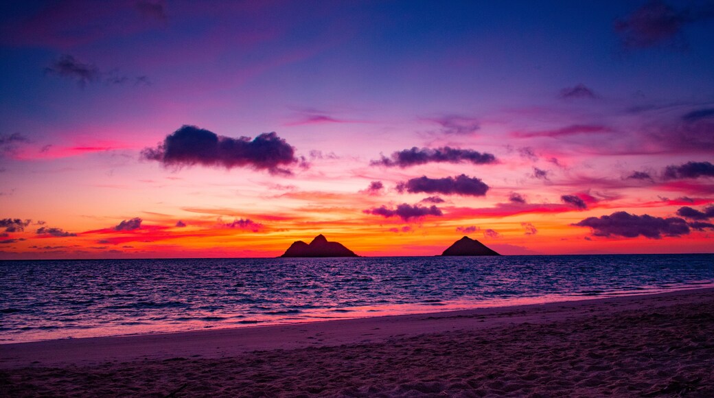 Gorgeous Lanikai Beach Sunrise