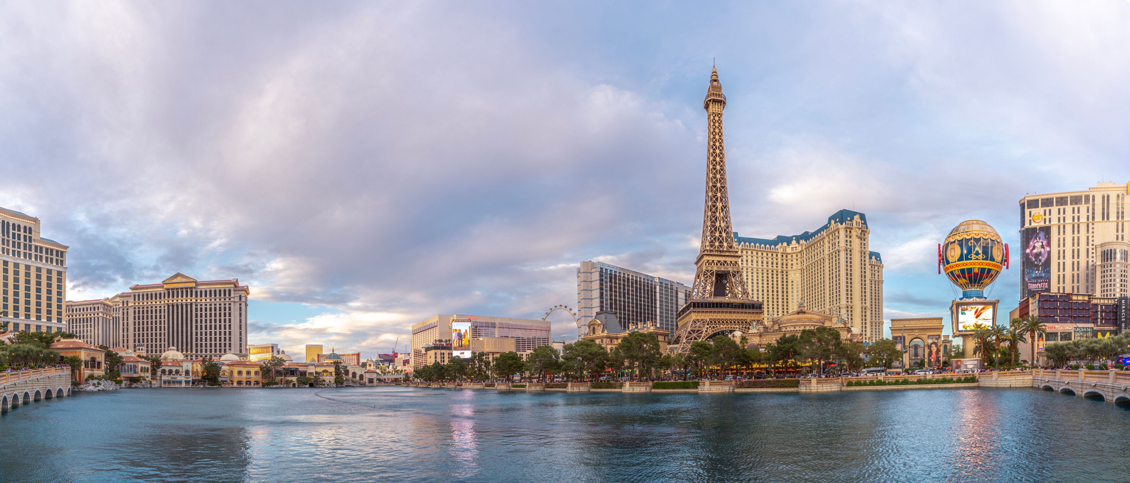 Cityscape of las vegas city with eiffel statues in paris area