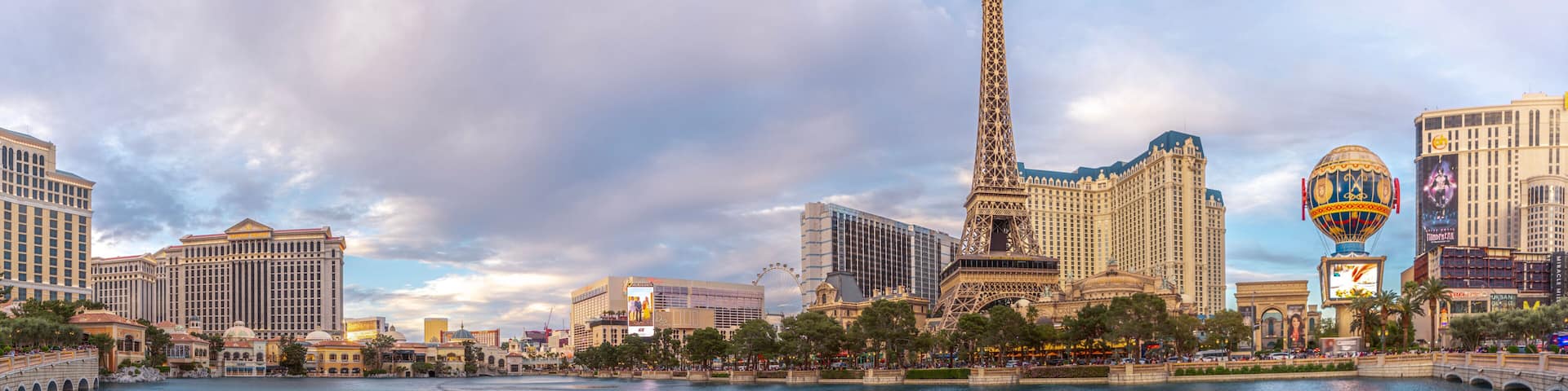 Cityscape of las vegas city with eiffel statues in paris area