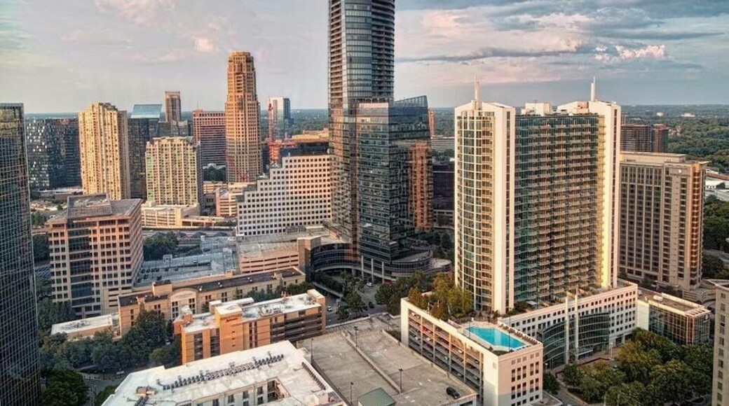 I’ve been trying to get a good shot of an Atlanta Skyline for a while, so when you’re working on a film in the penthouse of Terminus, you bring your camera.