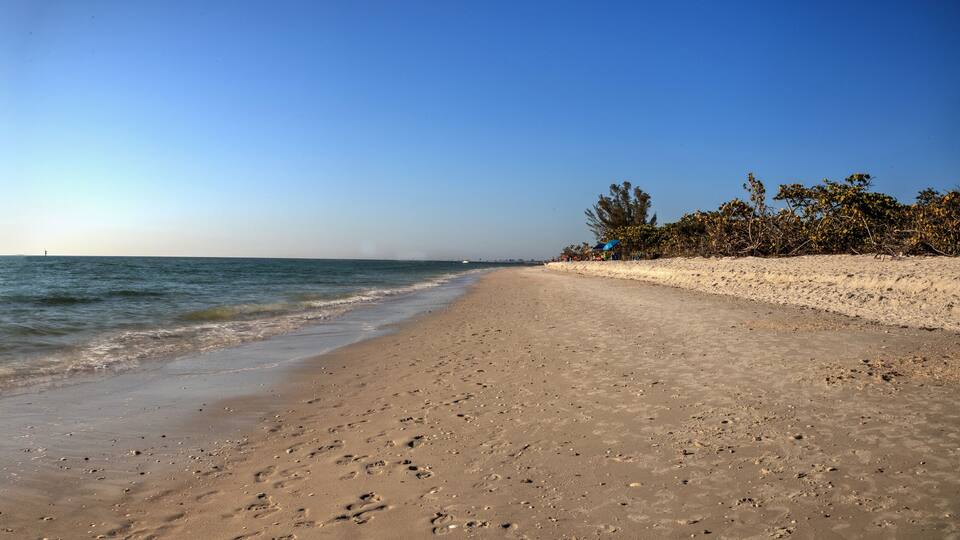 White sand beach of Delnor-Wiggins Pass State Park
