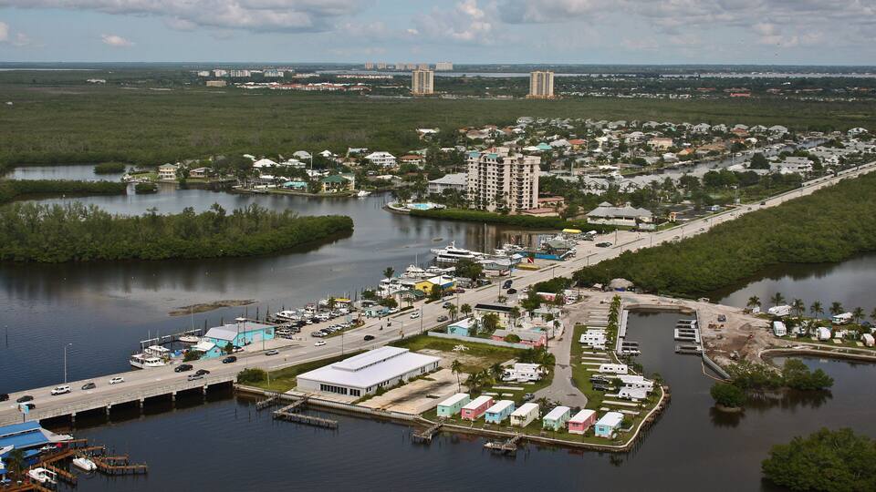 fort myers beach before hurricane Ian
