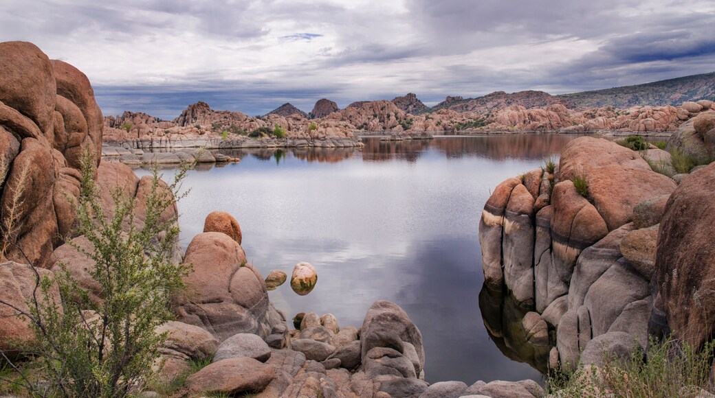 Beautifl Watson Lake in Prescott Arizona
