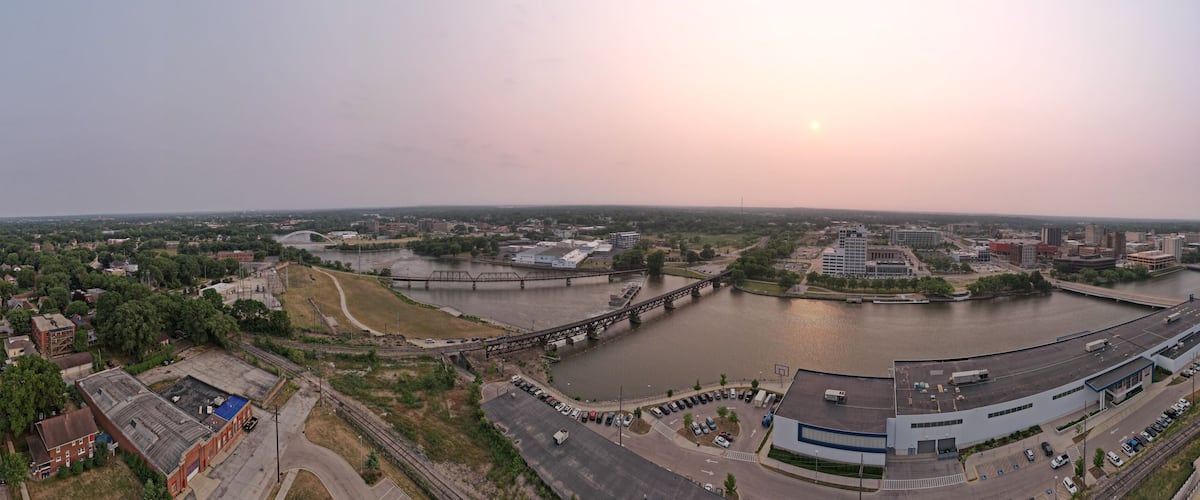 Panoramic shot of Rockford during the sunset in Illinois, the US