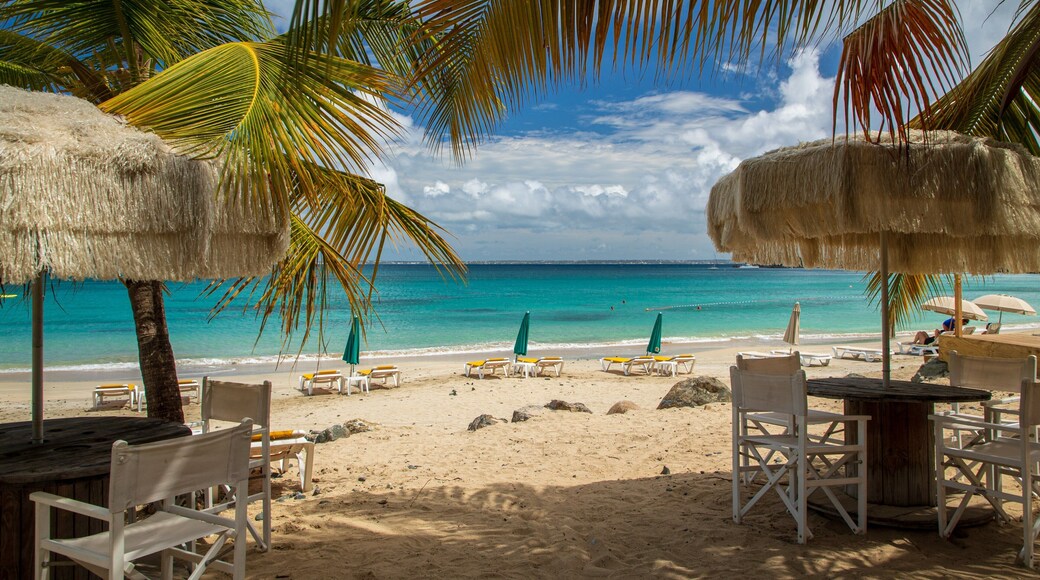 Friars\' Bay Beach which includes general coastal views, tropical scenes and a sandy beach