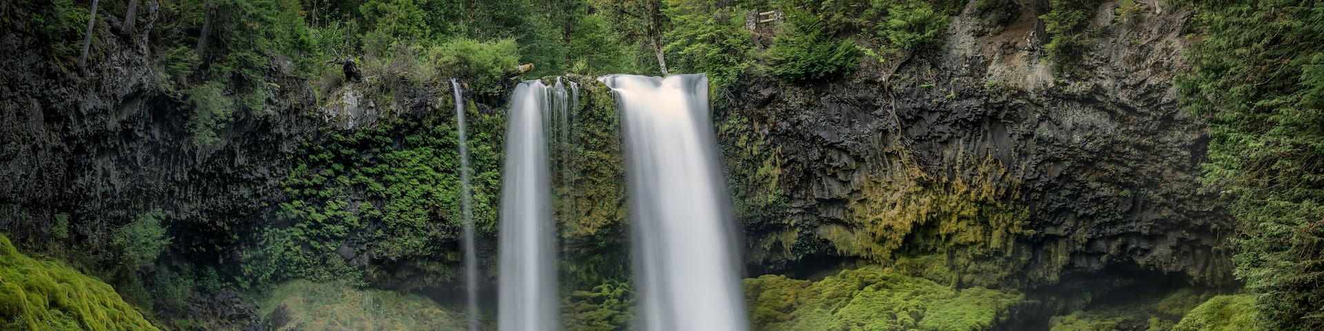Koosah Falls Waterfall - Willamette National Forest - Oregon