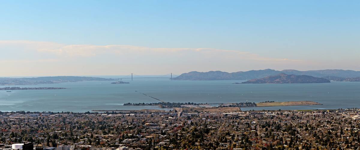 The Panorama from Berkeley Hills on Golden Gate Bridge