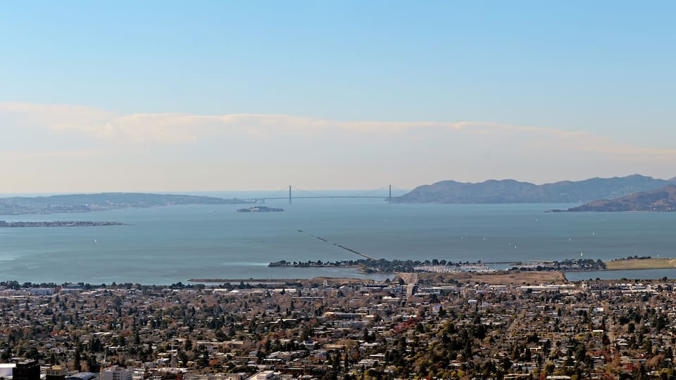 The Panorama from Berkeley Hills on Golden Gate Bridge