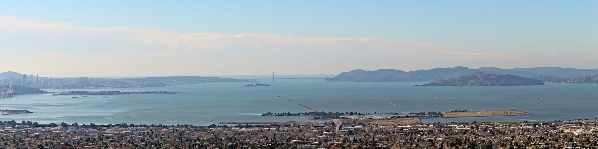 The Panorama from Berkeley Hills on Golden Gate Bridge