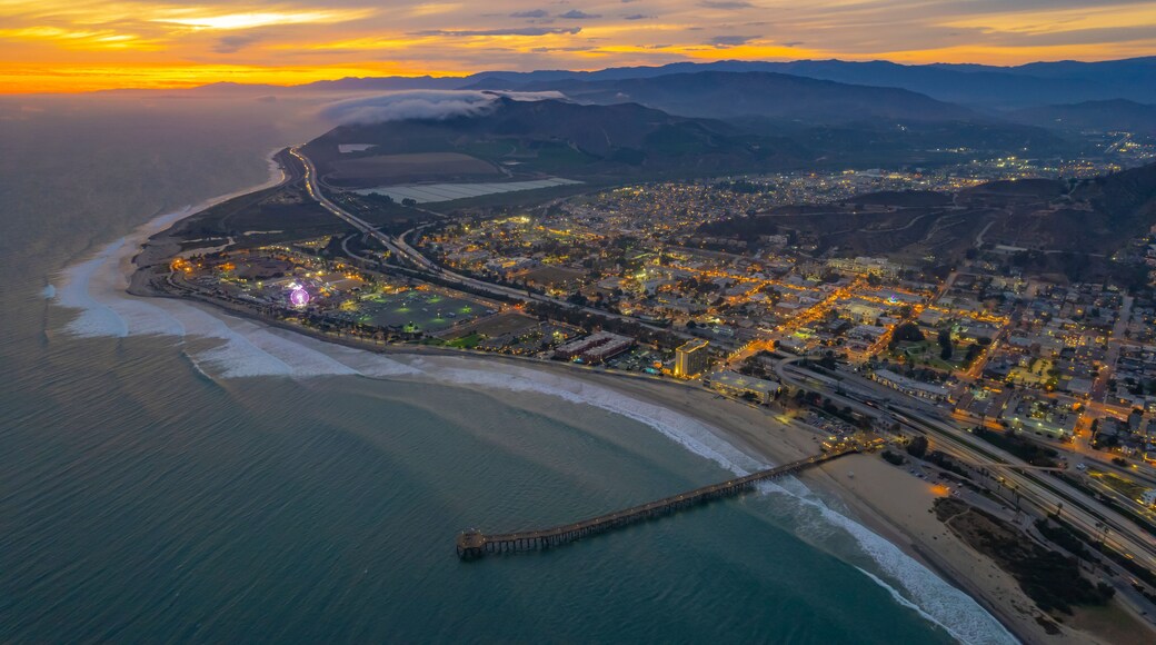 ์บ๋ฆฌ์ง ์คํ์ด