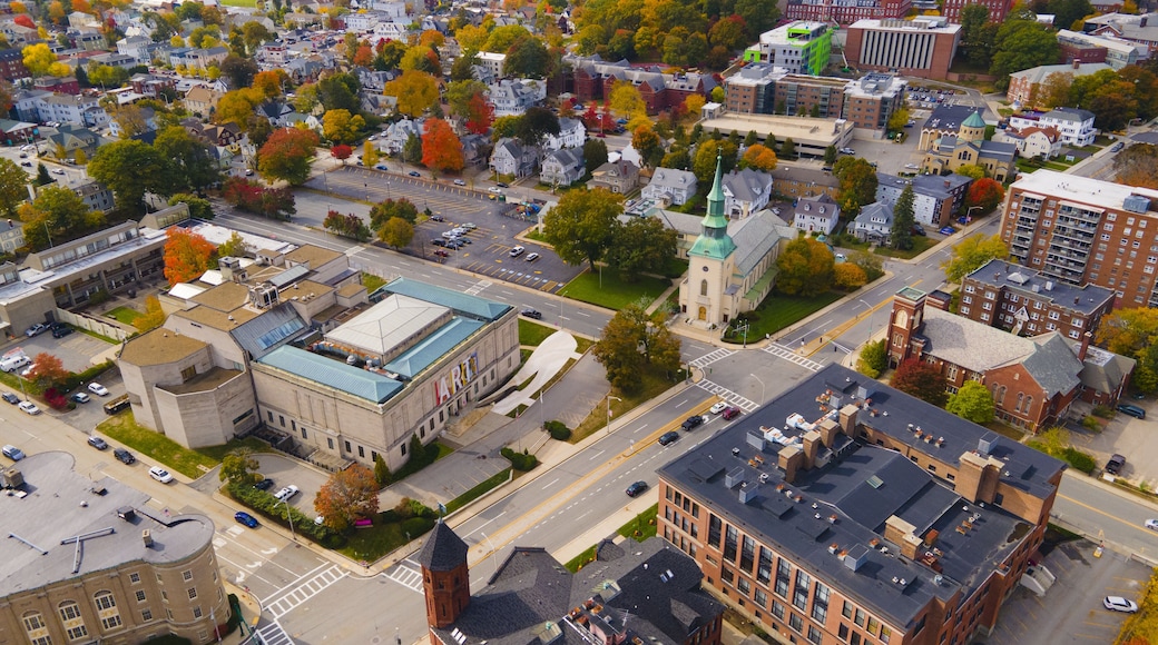 ウェブスター スクエア