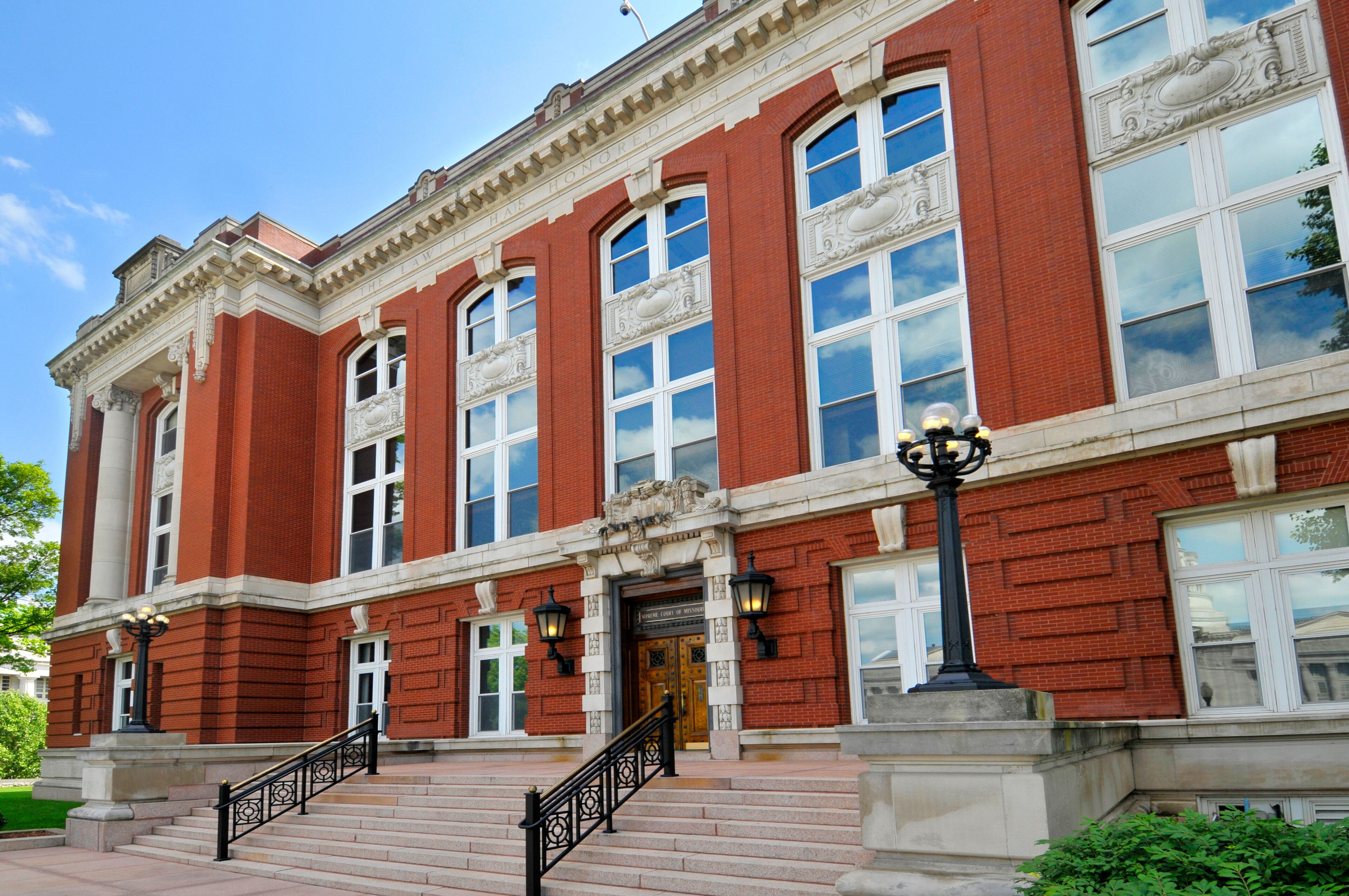 Stste Supreme Courtof Missouri  Building Jefferson City Missouri where the laws for the state of Missouri are intrepretate and ligtigated