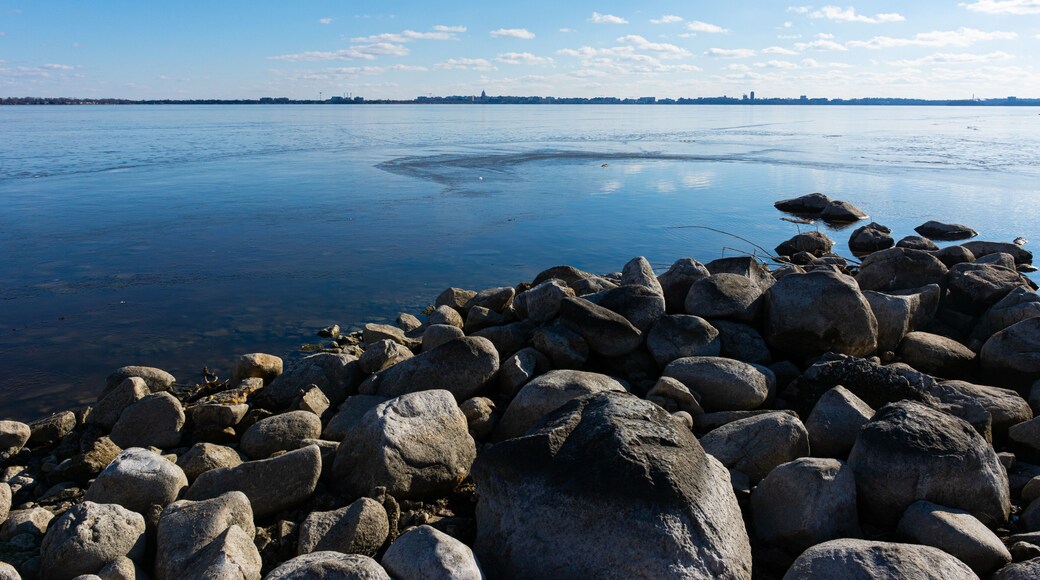 คัมมิงส์ บีช พาร์ค