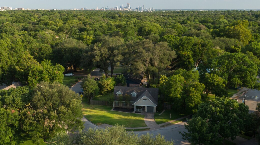 Allandale featuring landscape views and a small town or village