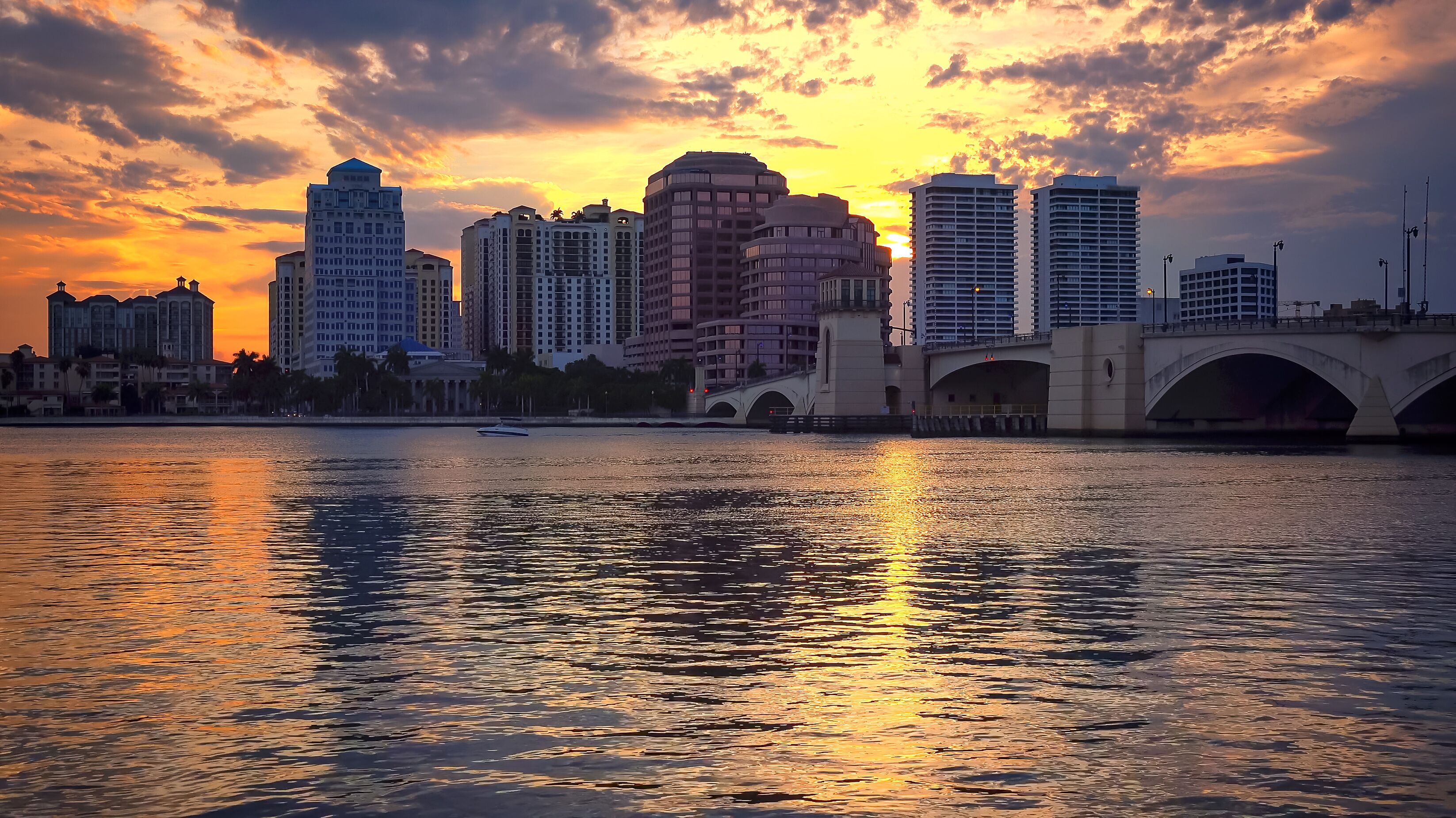 Villages of Palm Beach Lakes
