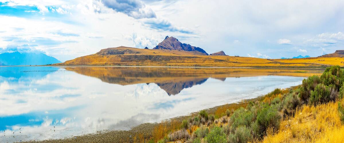 Panoramic view of Great Salt Lake from Antelope Island Utah