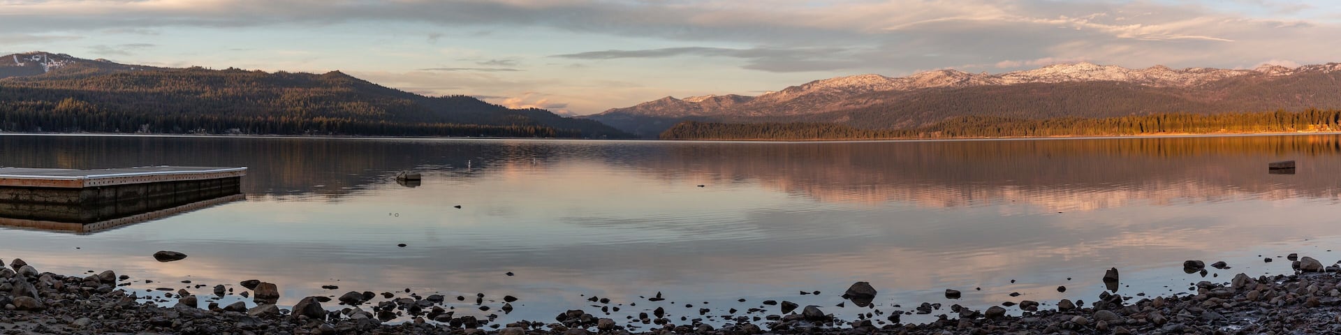 Autumn sunset on Payette Lake, panorama