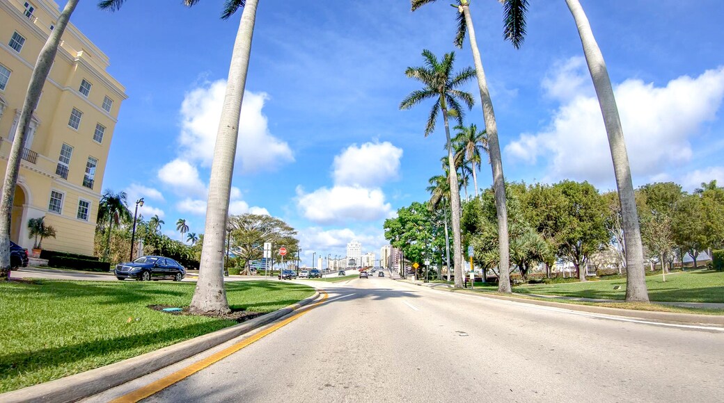 เวสต์ อเวนิว