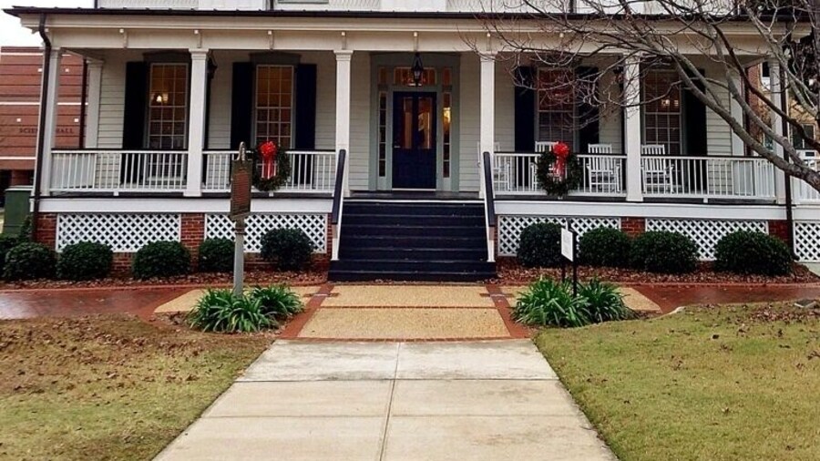 Home of Freeman Walker, outstanding citizen of early Georgia. Born in Virginia in 1780, he came to Richmond County in his youth and studied law. Freeman Walker, in 1826, deeded 70 acres of land to the United States Government to be used as an arsenal-the site now of the Junior College of Augusta. He reserved one acre as a family burial ground, known as the Walker Cemetery. He was the father of Maj. Gen. W. H. T. Walker, CSA. Admitted to the bar in 1802, he followed a life of public service; City Attorney for three years and Mayor of Augusta 1817-19, being the first to hold the city´s chief executive office under the name of Mayor, and Brigade Inspector of Gen. Valentine Walker´s brigade in 1813. He represented Richmond County in both branches of the State Legislature and represented Georgia in the U. S. Senate. His speech on the Missouri Compromise attracted nation-wide attention.
He died in 1827 and is buried in the Walker Cemetery.