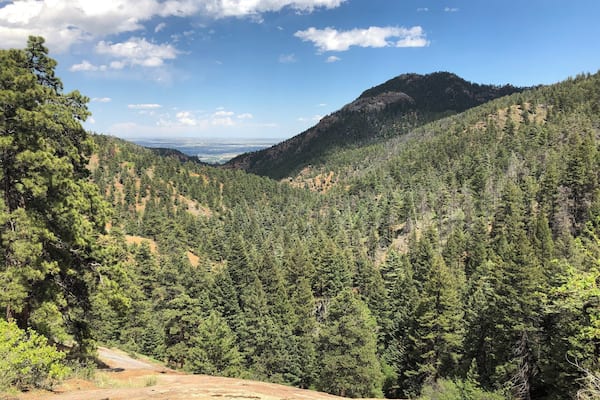 Beautiful views, easy 1/2 mile hike on Saturday