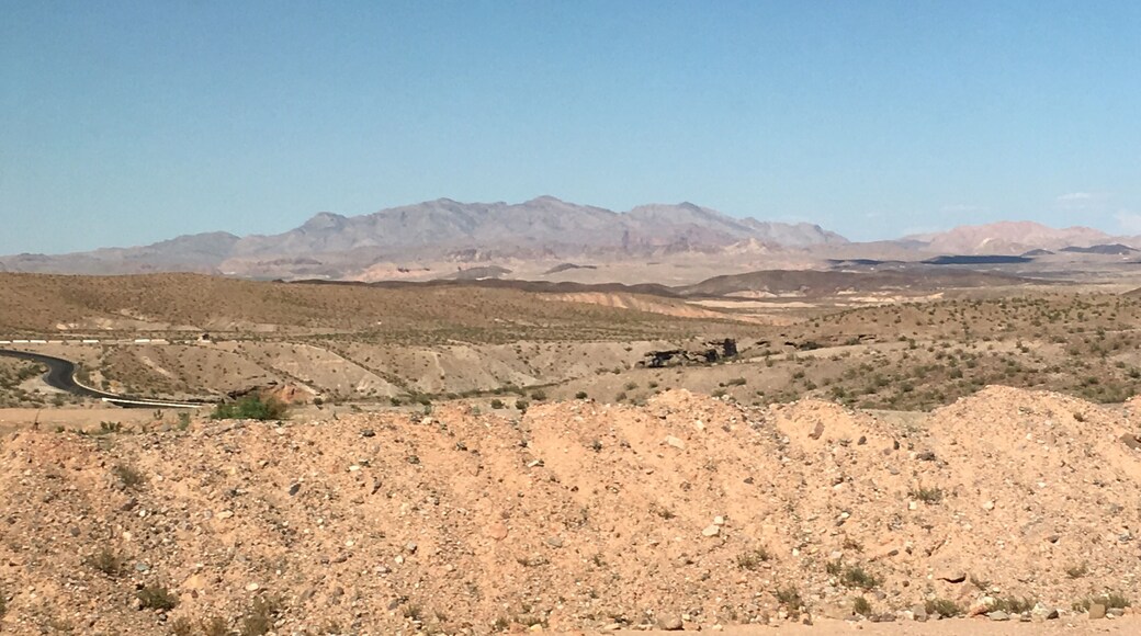 Mountain along north shore drive