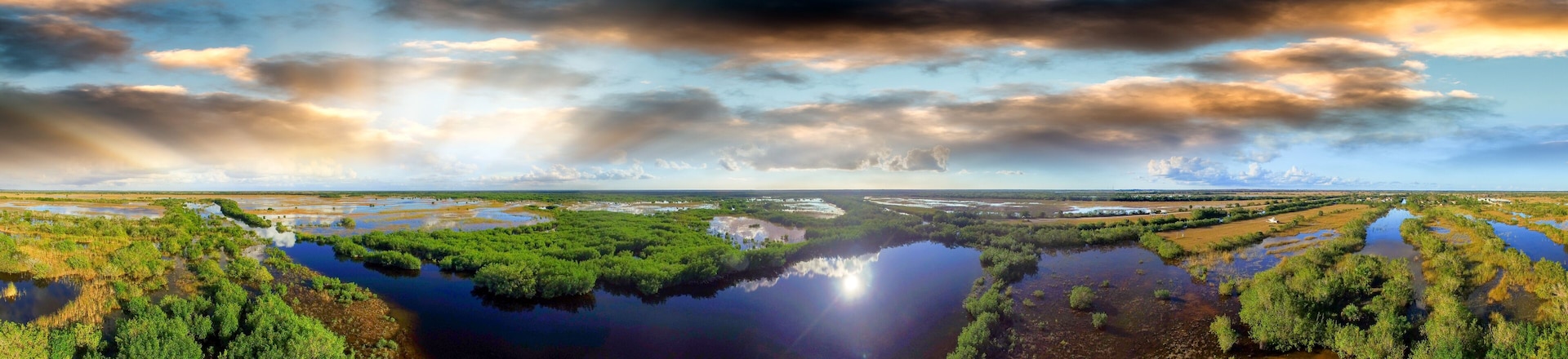 Panoramic aerial view of Everglades, Florida