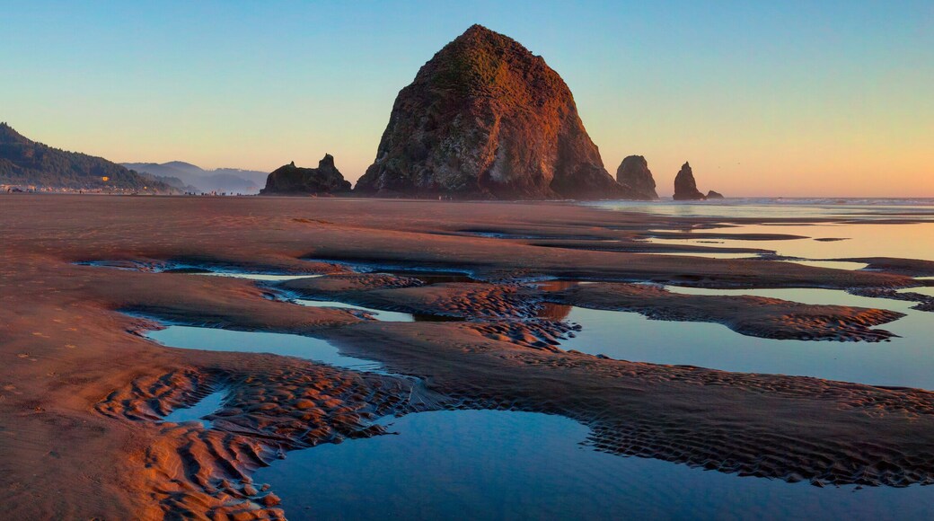 Haystack Rock at Cannon Beach, Oregon at sunset