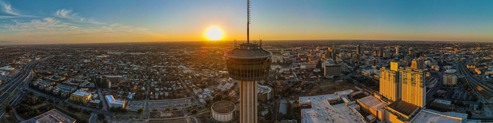 Tower of the Americas San Antonio: 180 Degree Aerial Panorama