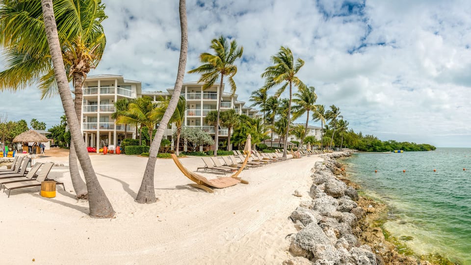 Coastline of Islamorada, panoramic view at dusk
