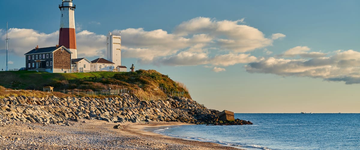 Montauk Lighthouse and beach, Long Island, New York, USA.