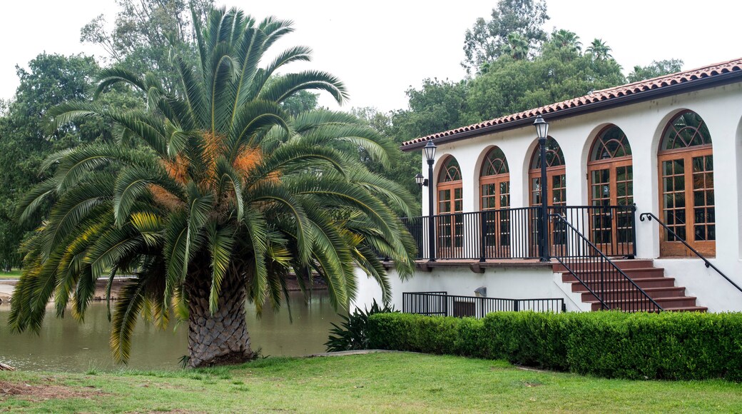 キャニオンクレスト